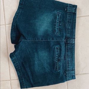 Medium wash Jean shorts